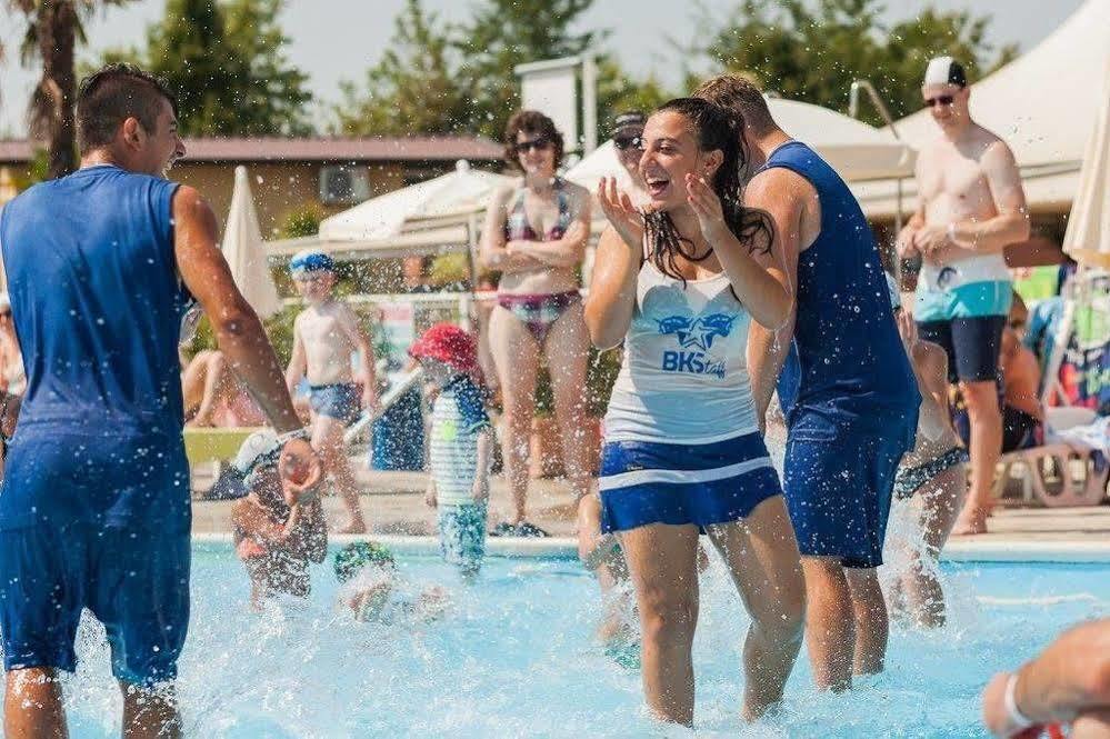 Butterfly Camping Village Peschiera del Garda Exterior photo