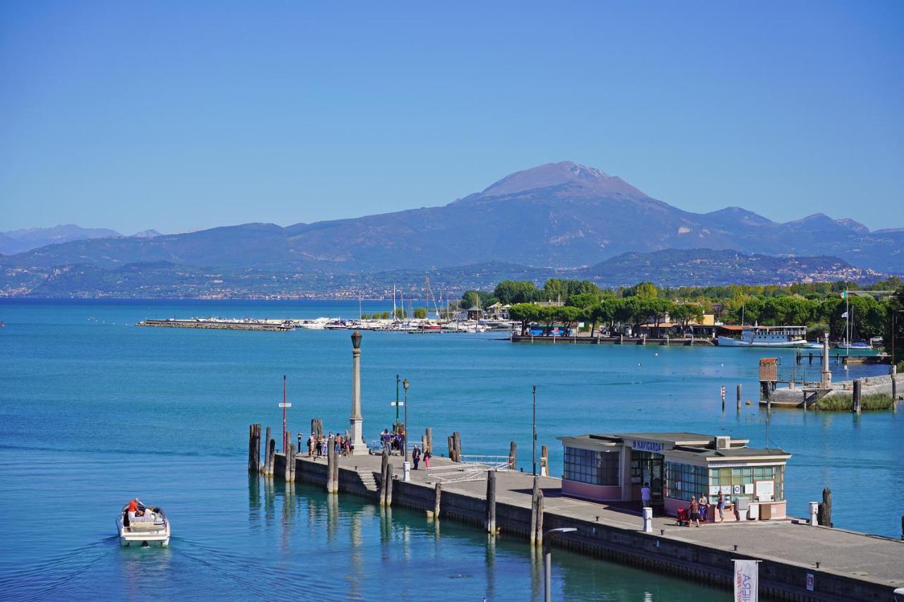Butterfly Camping Village Peschiera del Garda Exterior photo