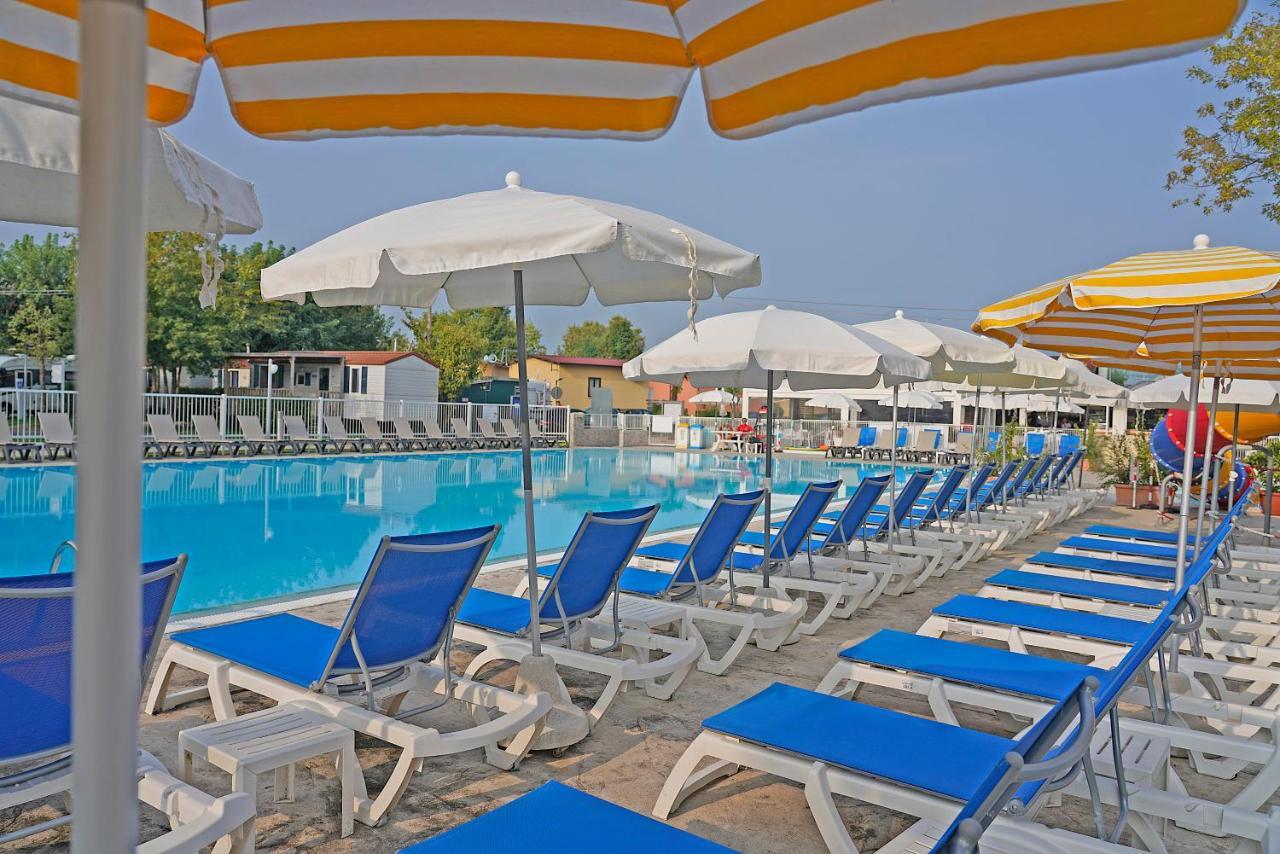 Butterfly Camping Village Peschiera del Garda Exterior photo